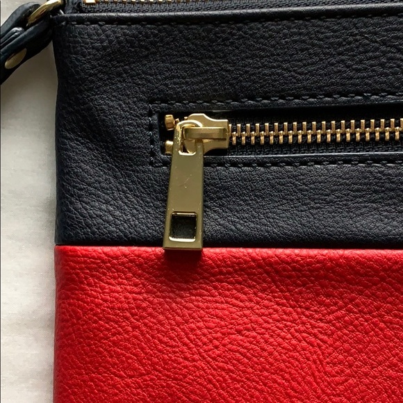 Red and navy blue clutch with wrist strap - Picture 4 of 5